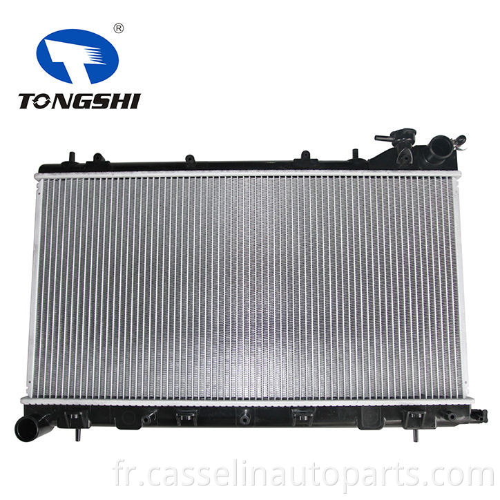 Radiateur du moteur Tongshi Radiateur de voiture en aluminium pour Subaru Impreza Car Radiator